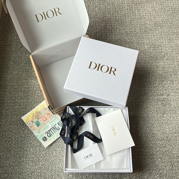 DIOR Gift Box and Dior Ribbon, Dior envelope - Picture 5 of 6